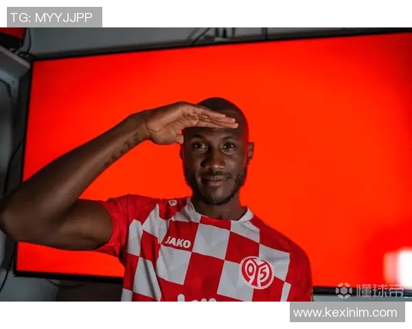 沃尔夫斯堡官宣年轻新秀加盟球队，未来之星闪耀绿茵场