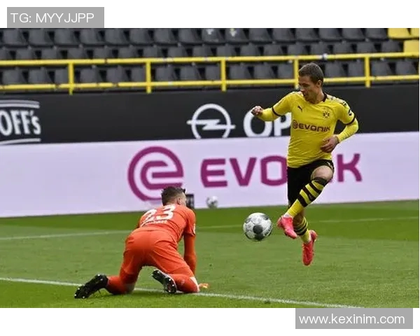 沙尔克04主场告负，多特蒙德腾飞领跑德甲！